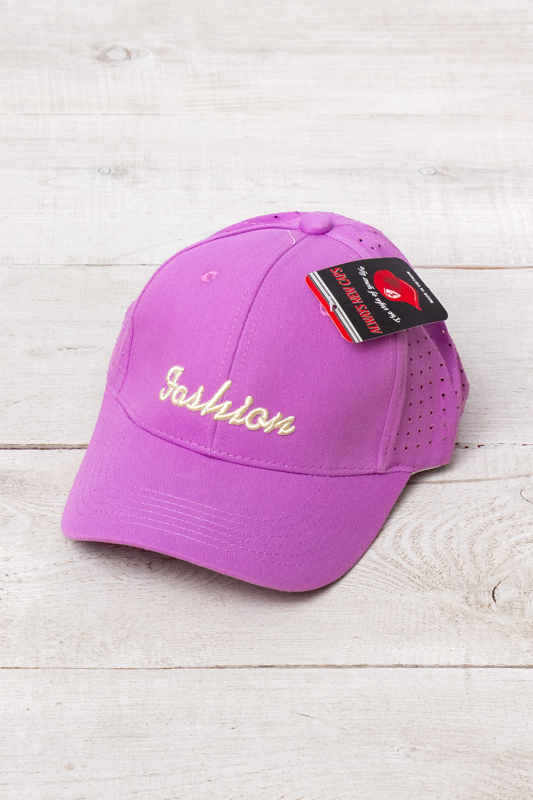 Кепка жіноча